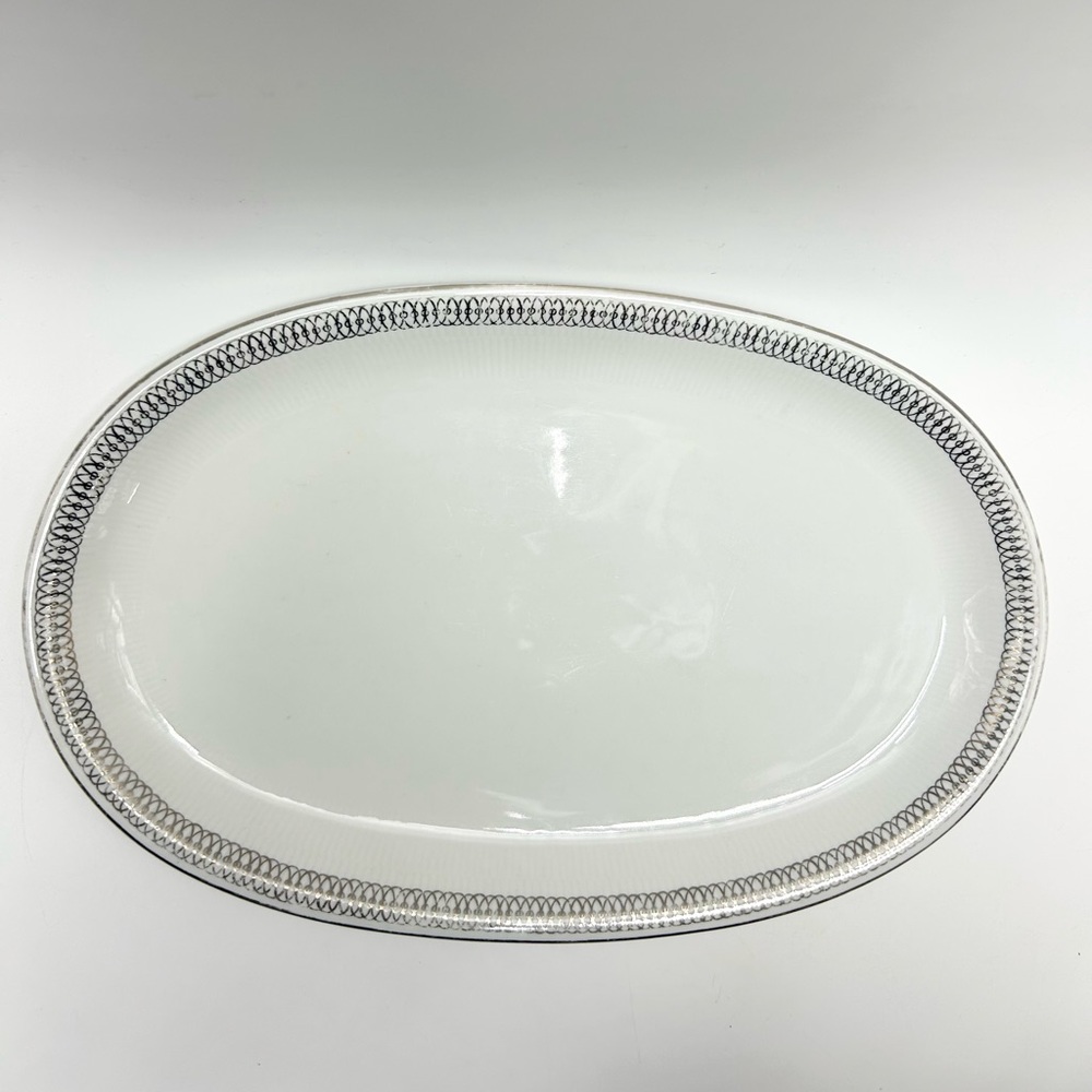 👑⚜️Schumann Germany - Vintage porcelain platter.